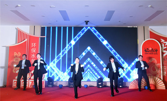 1737881218711368.jpg 女王駕到(舞蹈)定.jpg